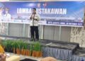 Pustakawan SD IT Wahdah Islamiyah 01  Makassar, Andi Anhar, S.Pd.I saat presentasi di hadapan juri, Rabu (26/10/2022)