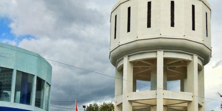 Buka Posko Siaga Banjir, PDAM Makassar Siapkan Air Bersih dan Sembako