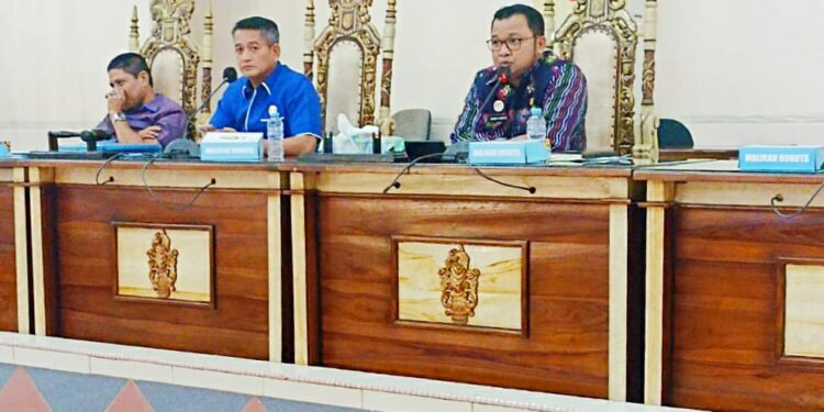 Kantor Wilayah Kementerian Hukum dan HAM Sulawesi Selatan melalui bidang hukum melaksanakan fasilitasi pembentukan Produk Hukum Daerah di Kabupaten Wajo. 
Kegiatan ini dilaksanakan di ruang sidang paripurna DPRD Kabupaten Wajo, Kamis (3/11/2022).