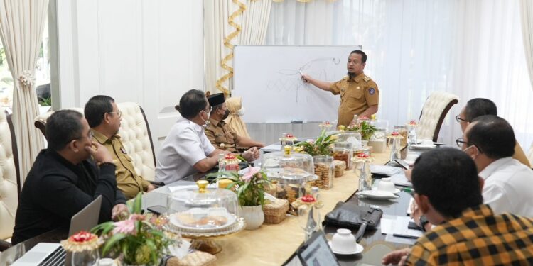 Gubernur Sulsel Pimpin Rapat Mitigasi Banjir, Kolam Retensi Bakal Ditambah