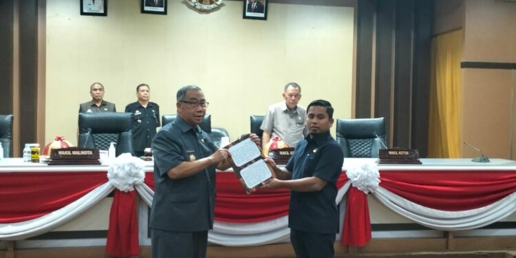 DPRD dan Pemkot Parepare Sepakati 14 Propemperda Tahun Anggaran 2023 DPRD dan Pemkot Parepare Sepakati 14 Propemperda Tahun Anggaran 2023