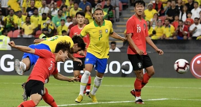 Dua Tim Raksasa Asia Harus Pulang di Putaran 16 Besar Dua Tim Raksasa Asia Harus Pulang di Putaran 16 Besar
