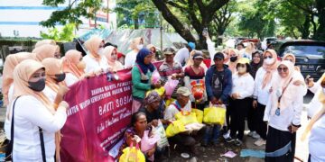 DWP Pengayoman Kanwil Kemenkumham Sulsel) menyelenggarakan Bakti Sosial kepada masyarakat kurang mampu di Kecamatan Manggala Makassar pada Rabu (7/12/2022).