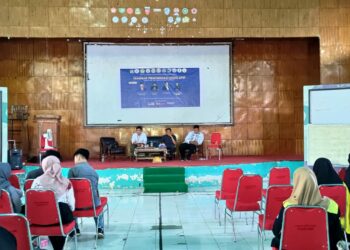 Seminar berlangsung di Gedung Aula Serbaguna IAIN Parepare, Senin (19/12/2022).