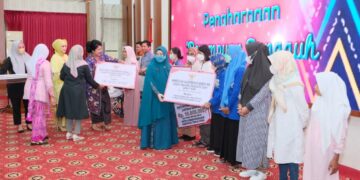 Maknai Peran Perempuan, Puncak Peringatan Hari Ibu Provinsi Sulsel Bertabur Bantuan