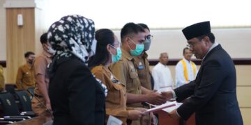 Plh Sekda Lantik 185 Pejabat Fungsional Lingkup Pemprov Sulsel