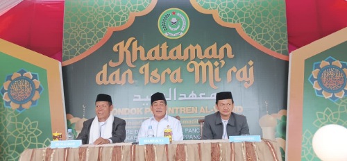 Ponpes Al-Wahid Pape Wisuda 127 Santri, Bupati Sidrap: Jaga Hafalan Ponpes Al-Wahid Pape Wisuda 127 Santri, Bupati Sidrap: Jaga Hafalan