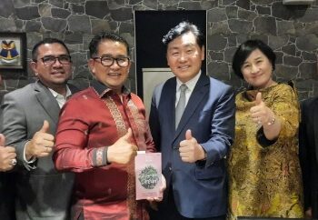 Bertemu Akmal Malik, Gubernur Jeollabuk-do Kosel Tertarik dengan Posisi Sulbar Bertemu Akmal Malik, Gubernur Jeollabuk-do Kosel Tertarik dengan Posisi Sulbar