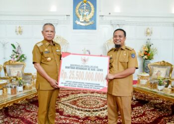 Bupati Luwu, Basmin Mattayang menyampaikan terima kasih kepada Gubernur Sulawesi Selatan, Andi Sudirman Sulaiman atas dukungan pembangunan di Luwu