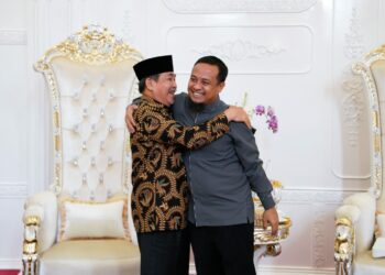 Gubernur Andi Sudirman menerima kunjungan Bupati Sidrap, Dollah Mando, di Rumah Jabatan Gubernur Sulawesi Selatan, Jumat (3/2/2023)