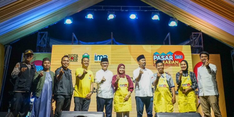 Meriah, Pasar Ramadan HIPMI Kota Parepare Implementasi Tahun Kebangkitan Ekonomi Meriah, Pasar Ramadan HIPMI Kota Parepare Implementasi Tahun Kebangkitan Ekonomi