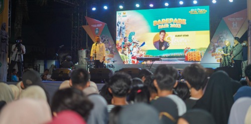 Dihadiri Ribuan Warga, Taufan Pawe Buka Parepare Fair 2023 untuk Terakhir Kalinya Dihadiri Ribuan Warga, Taufan Pawe Buka Parepare Fair 2023 untuk Terakhir Kalinya