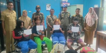 Dinsos dan Satpol PP Sidrap Tertibkan Pengamen Berkostum Badut