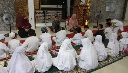 Gelar Pesantren Kilat, Yayasan Ashabul Kahfi Pupuk Kecintaan Siswa-siswi Pada Allah dan Nabi Gelar Pesantren Kilat, Yayasan Ashabul Kahfi Pupuk Kecintaan Siswa-siswi Pada Allah dan Nabi