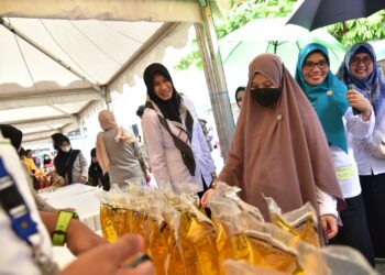 - Pemerintah Provinsi (Pemprov) Sulsel bersama Tim Penggerak PKK Sulsel, menggelar Pasar Murah Pelita Ramadan, di Gedung Kartini Makassar, Rabu (12/4/2023)