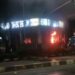 Sejumlah orang tak dikenal (OTK) menyerang Polres Pelabuhan Kota Makassar, Sulawesi Selatan, Jumat (14/4/2023) dinihari.
