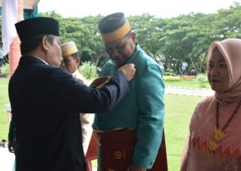 Pemkab Sidrap Gelar Peringatan Hardiknas dan Hari Otda 2023, Peserta Gunakan Pakaian Adat