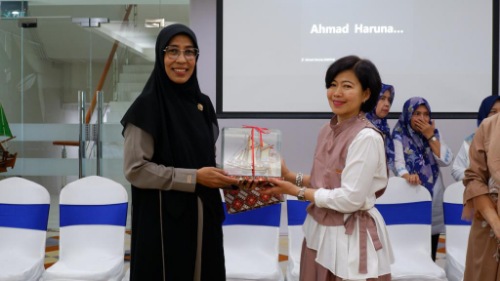 Arisan Bulanan PIPEBI Diwarnai Coaching Communication Skill Terhadap Anak Arisan Bulanan PIPEBI Diwarnai Coaching Communication Skill Terhadap Anak
