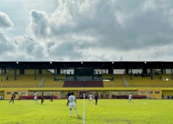 Laga lanjutan Liga 1 antara PSM Makassar vs PSS Sleman di Stadion Gelora BJ Habibie Parepare, Sabtu (14/1/2023). FOTO: IDHAM AMA