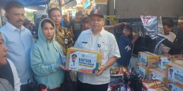 Bantuan untuk musibah kebakaran  di Jalan Andi Djemma, Lorong 9, RT 06/ RW 07, Kota Makassar, Jumat dini hari (16/6/2023)