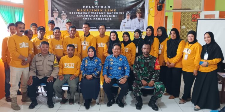 Bappeda Parepare Laksanakan Pelatihan LPMK di Watang Bacukiki Bappeda Parepare Laksanakan Pelatihan LPMK di Watang Bacukiki