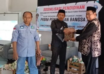 Di Seminar Pendidikan, H.Pathuddin Bicara Soal Pentingnya Karakter