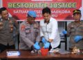 Satuan Reserse Narkoba Polres Barru melakukan pemusnahan barang bukti kasus narkoba yang putusan perkaranya dilakukan secara restorative justice pada Senin (21/8/2023)