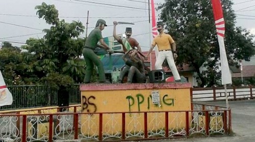 Punya Sejarah, Warga Tolak Patung Massa di Gowa Dibongkar Punya Sejarah, Warga Tolak Patung Massa di Gowa Dibongkar