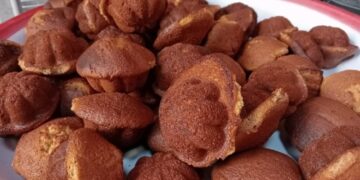 Bolu Cukke, Rasanya Manis Penjualannya Juga Laris