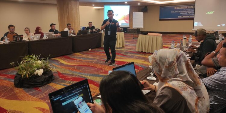 Tangkal Hoaks Makin Masif, AMSI Imbau Media-media Lokal Bentuk Tim Cek Fakta Tangkal Hoaks Makin Masif, AMSI Imbau Media-media Lokal Bentuk Tim Cek Fakta