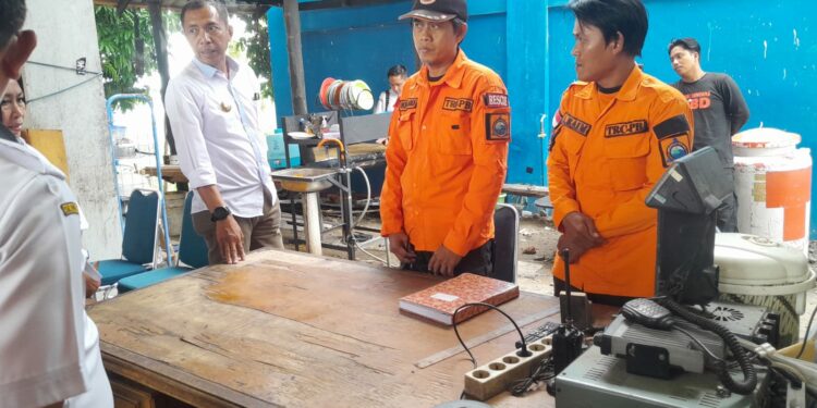 Responsif  Darurat Bencana,  Pj Wali Kota Parepare Pantau Layanan Penyelamatan Warga