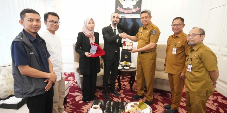- Penjabat Sekretaris Daerah Provinsi Sulawesi Selatan, Andi Muhammad Arsjad menerima kunjungan dari manajemen Edutolia Education di Baruga Lounge Kantor Gubernur, Selasa (5/12/2023)