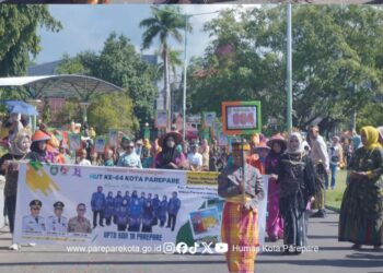 Ratusan Siswa Ramaikan Pawai Budaya HUT Kota Parepare