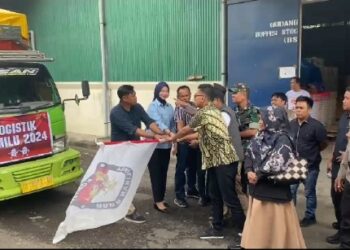 Pendistribusian Logistik KPU Sidrap Dikawal Ketat Polisi