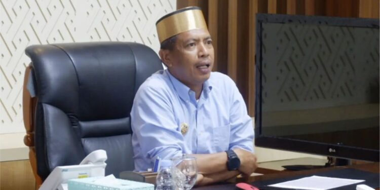 Pj Wali Kota Parepare Jadi Pembicara Webinar SMB Kemendikbudristek Pj Wali Kota Parepare Jadi Pembicara Webinar SMB Kemendikbudristek