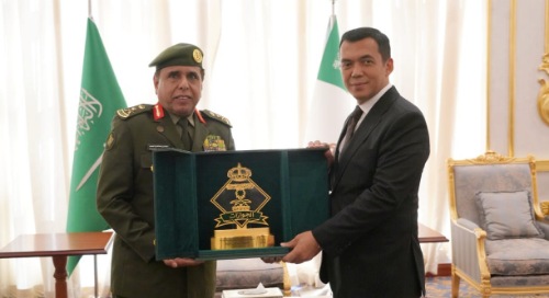 Hadirkan Kemudahan Keimigrasian, Dirjen Imigrasi RI Temui Dirjen Imigrasi Arab Saudi Hadirkan Kemudahan Keimigrasian, Dirjen Imigrasi RI Temui Dirjen Imigrasi Arab Saudi