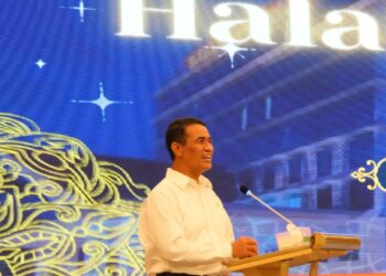 Ketua IKA Unhas sekaligus Menteri Pertanian RI, Dr. Ir. H. Andi Amran Sulaiman,  di Ballroom Hotel Unhas, Kampus Unhas Tamalanrea, Makassar, Selasa (16/4/2024)