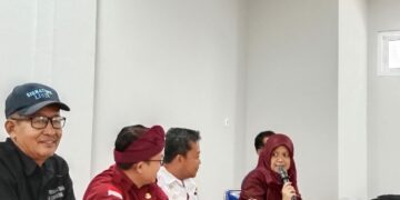 Pendampingan Komunitas Penggerak Literasi Balai Bahasa Provinsi Sulsel berlangsung di Ruang Pertemuan Perpustakaan Daerah Kabupaten Barru, Rabu (24/4/2024)