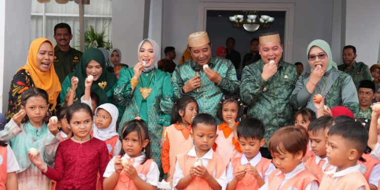 Komitmen Turunkan Stunting, PKK Sulsel Kampanyekan Makan Telur Komitmen Turunkan Stunting, PKK Sulsel Kampanyekan Makan Telur