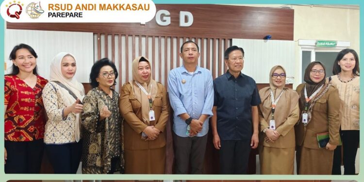 Pendiri Siloam Hospitals Puji Pelayanan RSUD Andi Makkasau