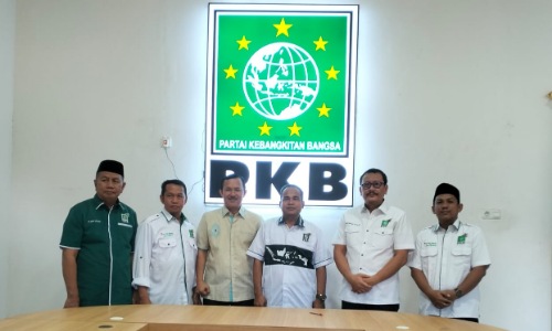 Abdillah Natsir Bakal Calon Pertama yang Ambil Formulir di DPC PKB Pinrang Abdillah Natsir Bakal Calon Pertama yang Ambil Formulir di DPC PKB Pinrang