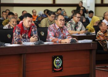 Wali Kota Makassar Moh Ramdhan Pomanto menghadiri Kunjungan Komisi V DPR-RI pada Reses Masa Persidangan IV Tahun 2023-2024 di Kantor Gubernur Sulsel, Jalan Urip Sumohardjo, Jumat (5/4/2024)