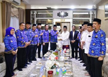 Penjabat Gubernur Sulawesi Selatan, Prof. Zudan Arif Fakrulloh, melakukan kunjungan silaturahmi ke pengurus wilayah Nahdlatul Ulama (PWNU) Sulawesi Selatan, Senin, (20/5/2024). (Foto: Humas Pemprov Sulsel)