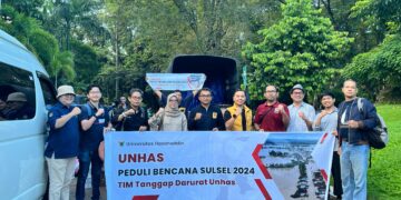 Universitas Hasanuddin (Unhas) melalui Bidang Akademik dan Kemahasiswaan memberangkatkan tim ketiga untuk tanggap darurat bencana di Sulsel, Jumat pagi (10/5/2024)