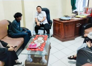 RK Peppangan Tak Kunjung Ada Listrik PLN, IPMP Pinrang Kembali Sambangi Kantor Bupati