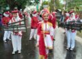 Diperkuat Artis Cilik, MTSN 2 Sidrap “Menyala” di Ajang Street Parade Tingkat Kabupaten