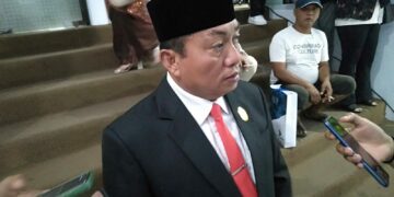 Sementara Waktu, Kaharuddin Kadir Kembali Pimpin DPRD Parepare