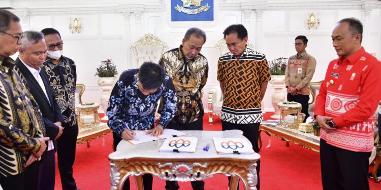 Pertama Kali, Pemprov Sulsel dan Pemkab Lutim Bangun Perusahaan Tambang Nikel Pertama Kali, Pemprov Sulsel dan Pemkab Lutim Bangun Perusahaan Tambang Nikel