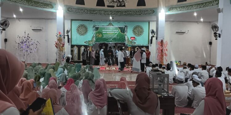 Civitas Akademika IAIN Parepare Kolaborasi Peringati Maulid Nabi Civitas Akademika IAIN Parepare Kolaborasi Peringati Maulid Nabi