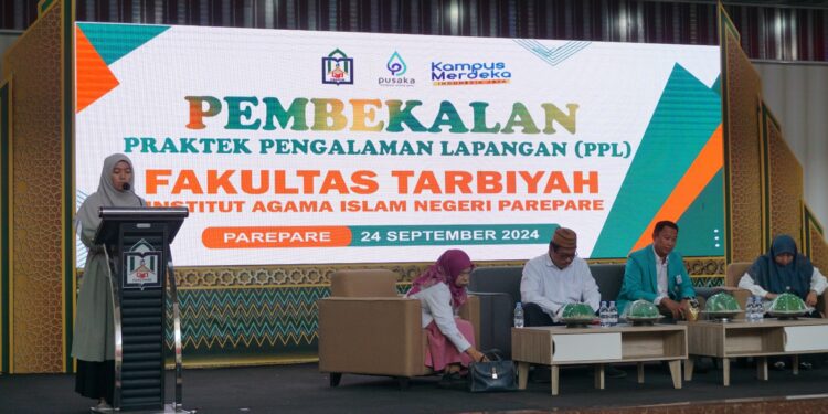 314 Mahasiswa PPL Fakultas Tarbiyah Ikuti Pembekalan, Rektor IAIN Parepare Tekankan Evaluasi Diri